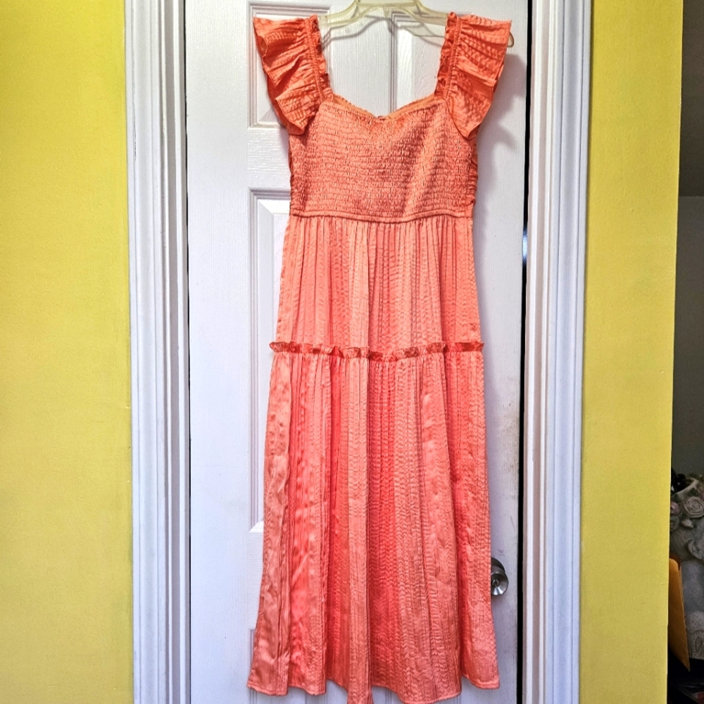 Entro Midi Dress - Picture 2 of 3